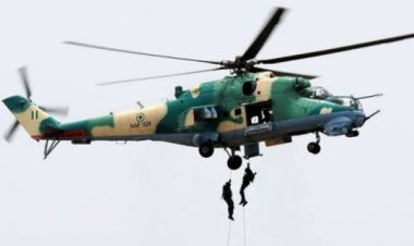 Nigerian Defence Academy graduates 129 paratroopers after 5 years of academic and military training