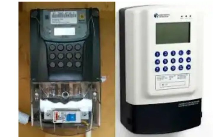 Talented Nigerian Lecturer Develops Device to Charge Phones from gas cooker heat