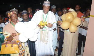 UNIABUJA VC Prof Abdul Na'Allah commissions 110 units of shops on campus