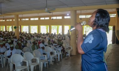FOIA: Mrs. Catherine OtemuyiwaEnlightens NYSC Corps Members on their Rights