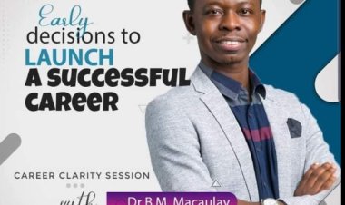 FUTA Ph.D Dr. B.M Macaulay holds Career Clarity Session