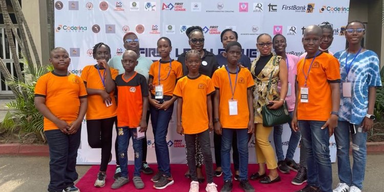 Kids And Teens Arm Of UNILAG AIRLAB Won At The First Robotic Competition