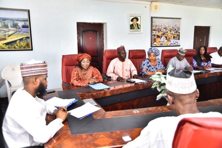 5-member team from Federal Ministry of Special Duties and Inter-Governmental Affairs visits ABU