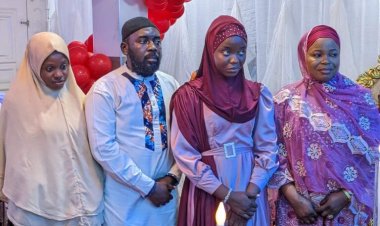 Oniba hosts LASU record setter, Aminat Yusuf, gifts her N2 million