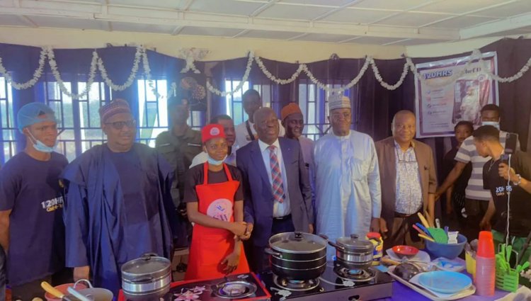 FUOYE VC And Council Drum Support For Ekiti Chef Damilola