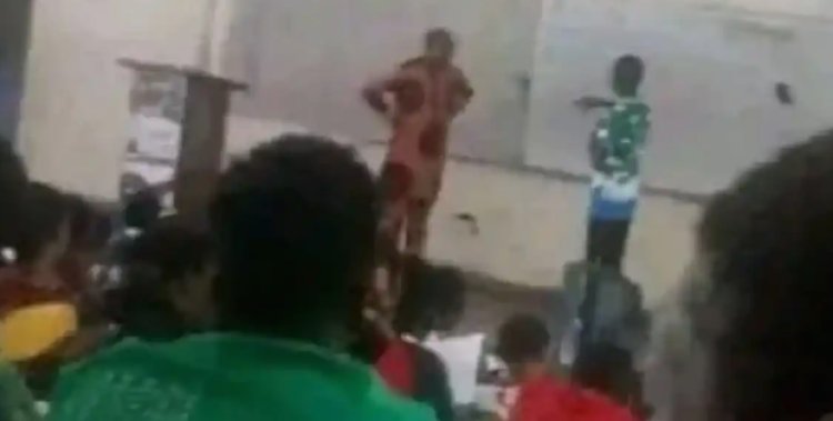 100 level student leaves coursemates amazed as he boldly corrects lecturer in class