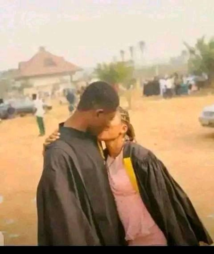 AKSU Freshers Kiss After Matriculation