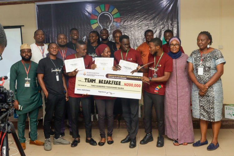 FUTA Fresh Graduate Awwal Adebisi, Team Shine  At Innovate For Youths Designathon
