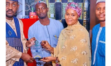 NIFST honor MAAUN Founder Prof. Gwarzo for supporting the less privileged