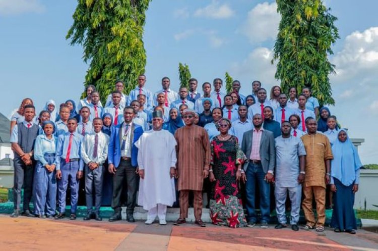 FUL Medical Students Visit Executive Governor Of Kogi State