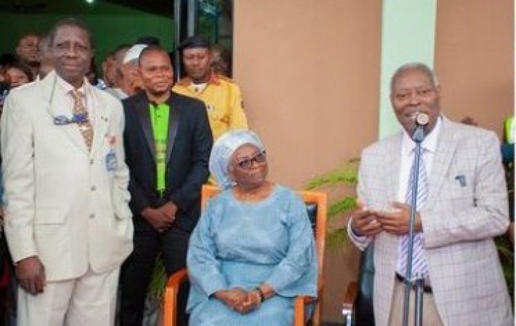 Pastor Kumuyi And Wife Visit LAUTECH