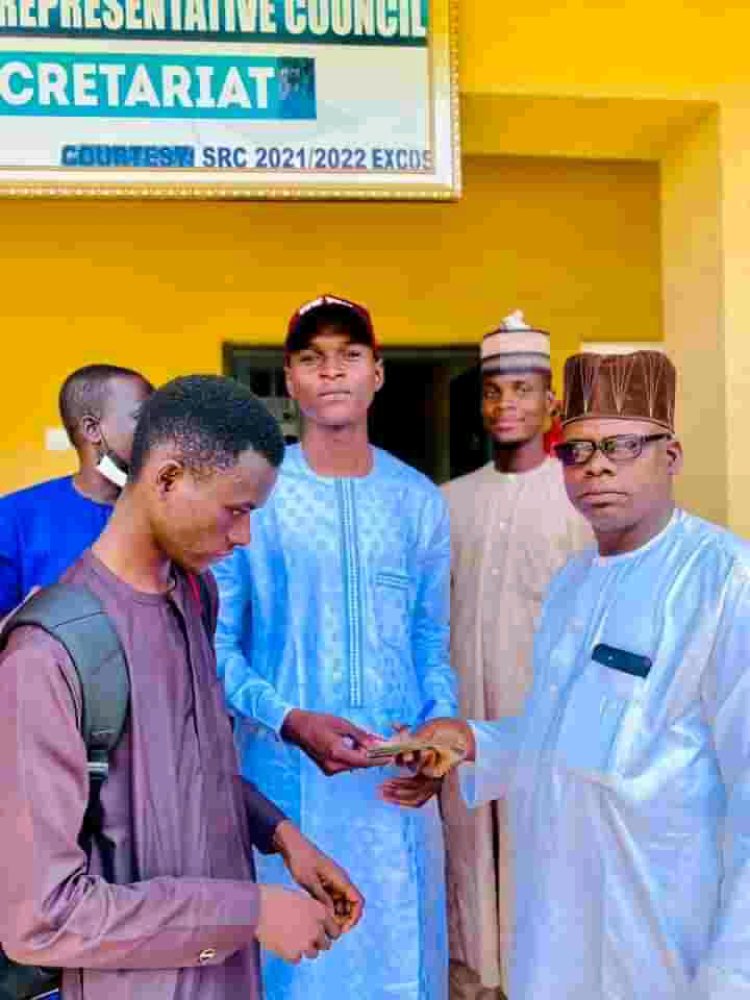 SRC VP, Ibrahim (Ten Ten) pays 11 Gombe State University Students With Disability Matriculation Gown Fee
