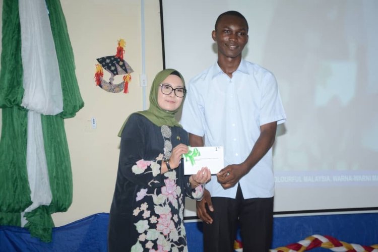 300 level UNIABUJA student, Joshua Omale emerges winner of Malaysia High Commission Essay Competition