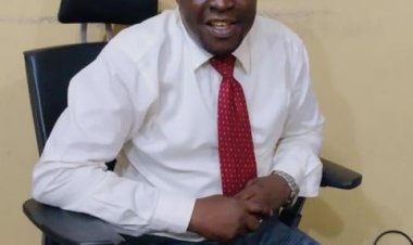 UNILAG Lecturer, Dr. Kadiri Akeem Babalola, Accused of Rap!ng Undergraduate
