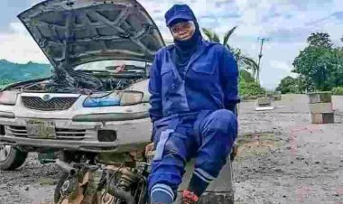 Meet Tawakalt Onize Bello - A Female Car Mechanic from The Federal Polytechnic Nasarawa State