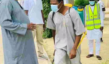 UNIMAID SUG Conducts Successful Fumigation Exercise Against Mosquitoes And Snakes