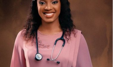 Brilliant Nigerian lady graduates as a Dentist with 8 distinctions, wins best student award