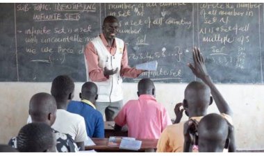 Retirement age: FG threatens to sanction school principals, gives reason