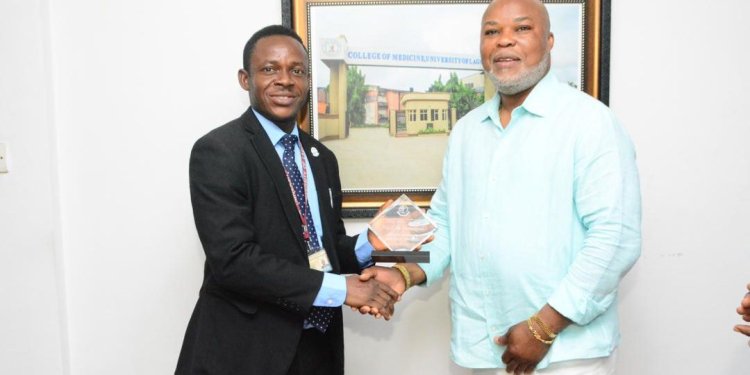North America Branch of CMUL Alumni Association Honors Mr. Olakunle Babatunde with Outstanding Service Award