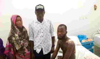Taraba State University Students Union (TASSU) President Visits Assaulted Student