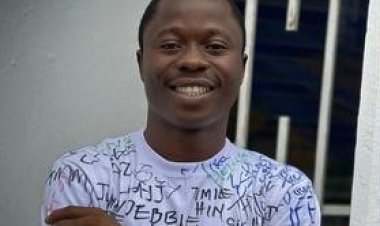 Nigerian Scholar Graduates with Bachelor's Degree in Economics, Earns Professional Teacher Certification