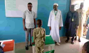 FULafia Vice-Chancellor Launches School Bus at FULafia Academy