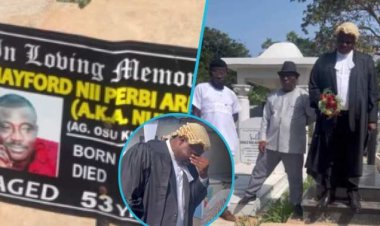 Emotional Lawyer Visits Cemetery to Express Gratitude to Benefactor for Supporting his Education