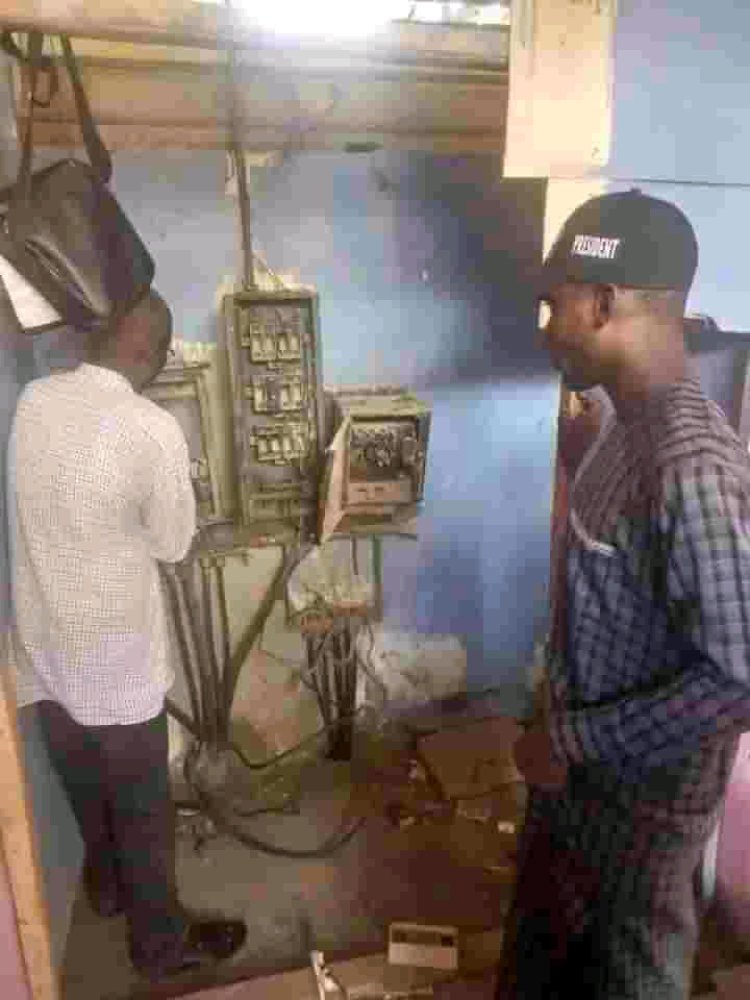 SUG Unimaid President Takes Action to Restore Power in Hostels