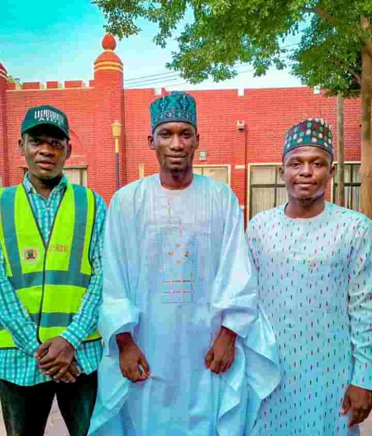 University of Maiduguri SUG Executives Pay a Courtesy Visit to Shehu of Borno Palace