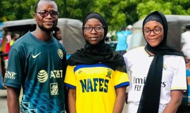 UNIMAID Extends Gratitude to SUG Vice President for Jersey Day Support