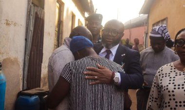 Mother of Four Missing Pupils Breaks Down in Tears as Abia LG Boss and DPO Visit