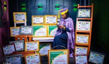 24 years-old Married Woman Emerges UDUS’ Best-Graduating Medical Student, Bags 23 Awards