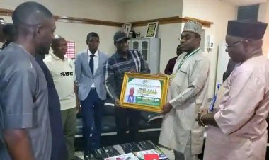 TSU VC Bags Award of National Golden Service