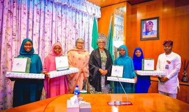 Nigeria First Lady Awards N4m Scholarships to Rescued FUDMA Students