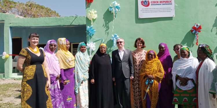 Czech Republic's Ambassador Inaugurates New Classroom Block at FOMWAN Schools in Abuja