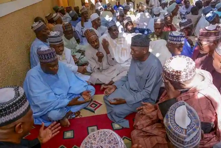 BOSU VC, Prof Umar Kyari Sandabe Pay A Condolence Visit to the Family of Late Talba Zanna Laisu