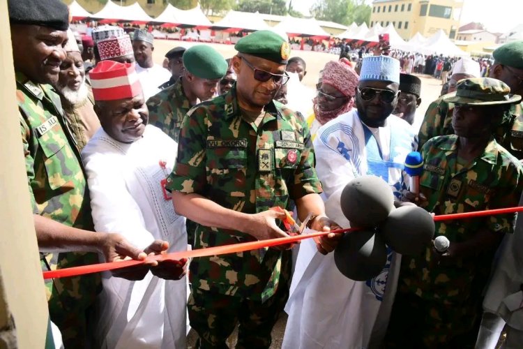 Nigerian Army Unveils Renovated Schools in Kano