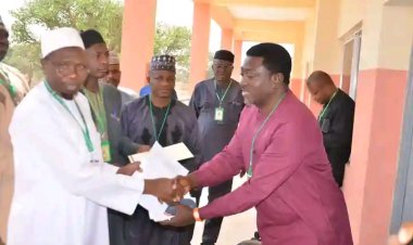 FULAFIA VC Prof. Shehu Abdul Rahman Conducts Key Handover Ceremony