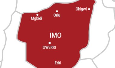 Imo Federal Lawmaker Awards Scholarships to 114 Indigent Constituents