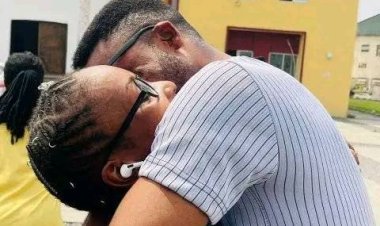 Excitement Rocks Campus as 4OOL ABSU Student Proposes to Girlfriend