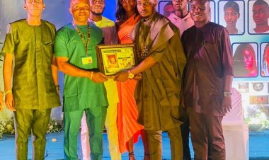 Dr. Ezejindu Cosmos Honored with Hall of Fame Student Friendly Lecturer of the Year Award at ABSU