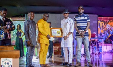 ABSU Honors SUG President Chidiri Abia with Hall of Fame Student Advocate Award