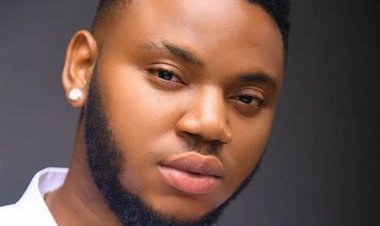 Nollywood Star Somadina Adinma Sparks Controversy by Trekking at UNIZIK Campus