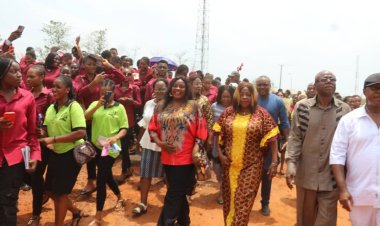 Ojukwu University Ag. Vice Chancellor Inaugurates Faculty of Education Micro Project