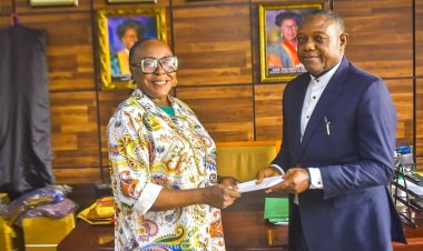 Barr. Philomena Okoye Passes Baton to Mr. Samuel Nnaemekah Ufoh as UNIZIK Acting Registrar