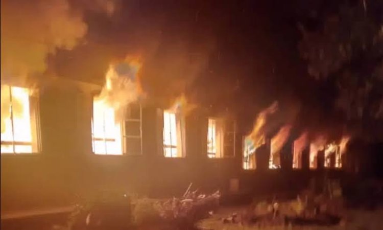 Lagos State Fire and Rescue Service Extinguishes Fire at Lagos University Teaching Hospital