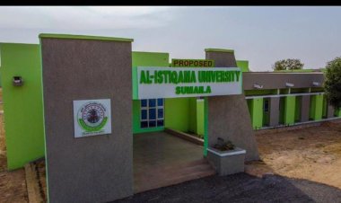 Al-Istiqama University Suspends Student for Public Display of Affection
