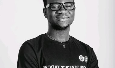 OAU Student Leader Sponsors School Fees for 39 Undergraduates