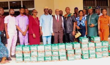 LASUTH Staff Receive Food Palliative from Lagos State Government