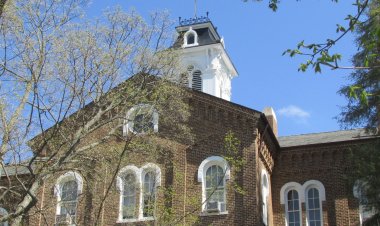 Maryville College Simplifies Scholarship Process for Admitted Students